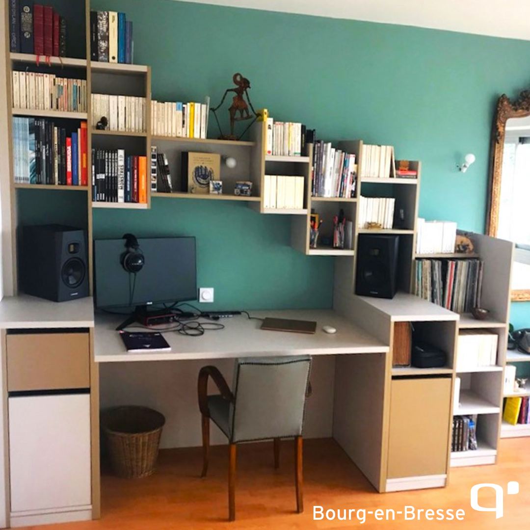 Bureau / bibliothèque sur mesure pour montage son/vidéo à Bourg en Bresse