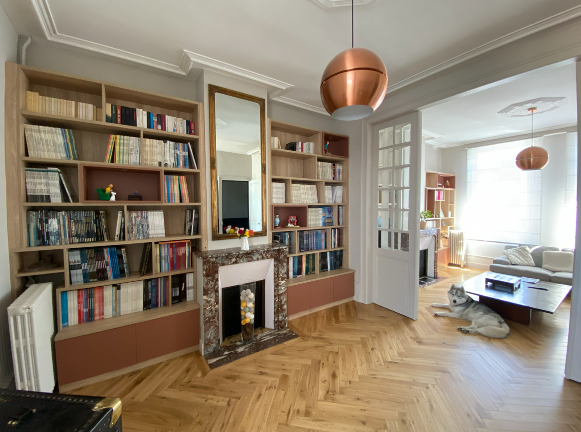 Bibliothèque et salon TV sur mesure à Arras – Deux pièces, une harmonie signée Quadro