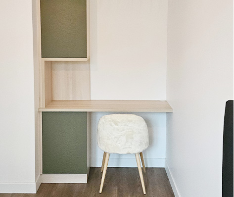 bureau dans une niche