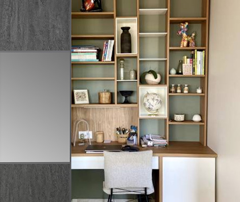 bureau dans un placard