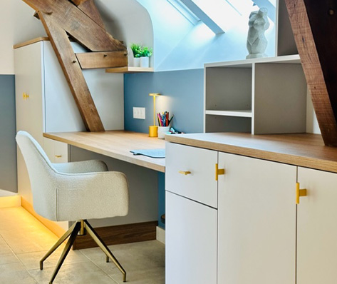 bureau sous pente sous les combles